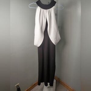 Elegant Black and White Sleeveless Dress